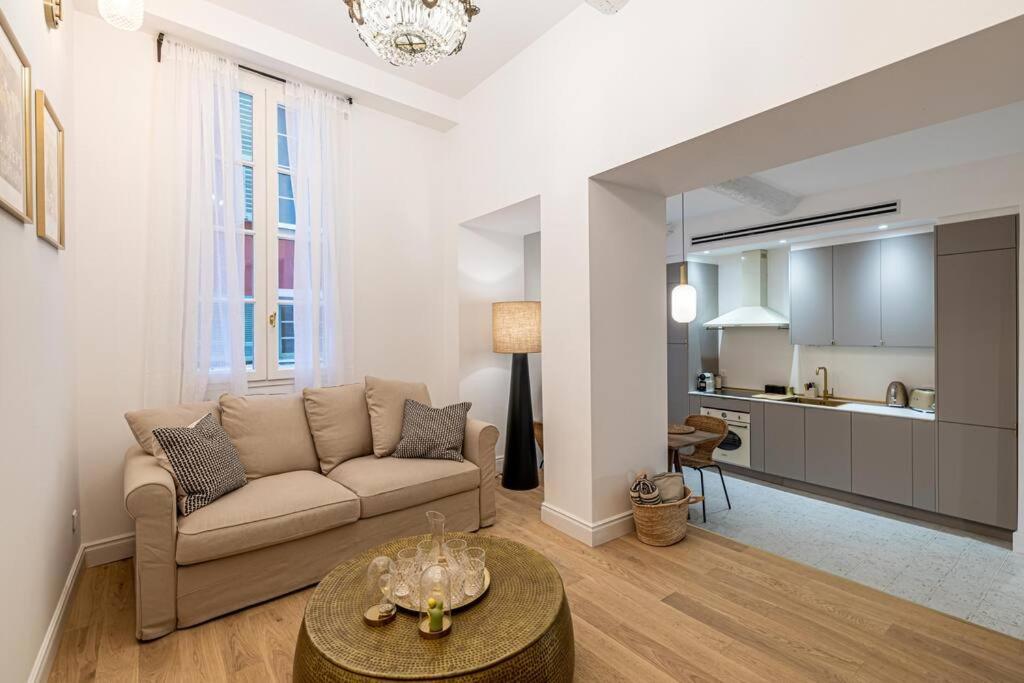 Chez Collette - Luxury In The Old ニース エクステリア 写真